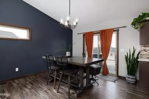 Dining - 3427 Shamrock, Dickinson, ND 58601 photo 1 of 1