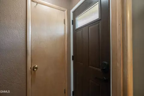 2218 E D Ave, Bismarck, ND 58501 photo 28