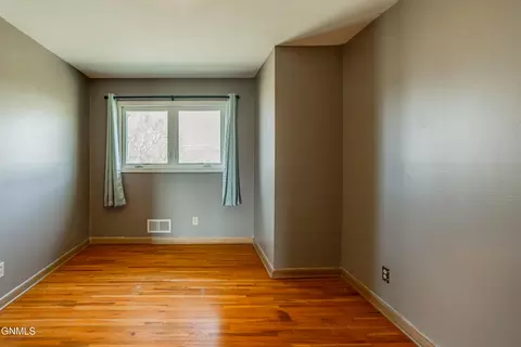 2218 E D Ave, Bismarck, ND 58501 photo 18