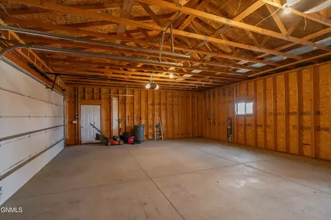 2218 E D Ave, Bismarck, ND 58501 photo 51