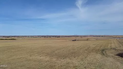 00 10th Ave SE, Bismarck, ND 58504