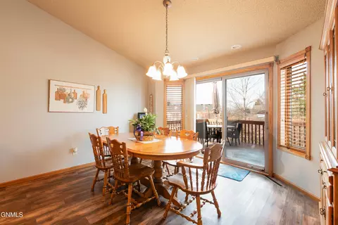 3012 Remuda Dr, Bismarck, ND 58503 photo 15