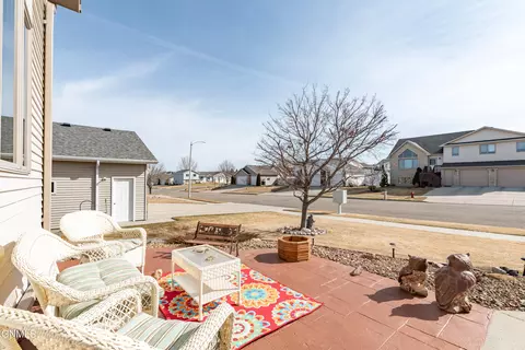 3012 Remuda Dr, Bismarck, ND 58503 photo 4