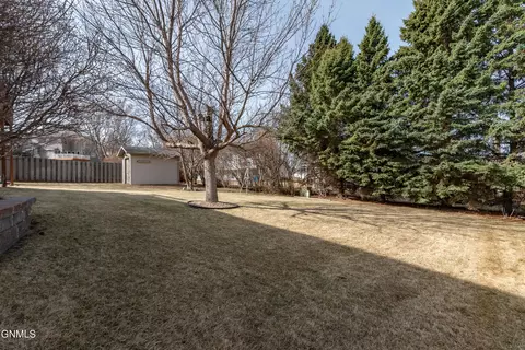 3012 Remuda Dr, Bismarck, ND 58503 photo 40