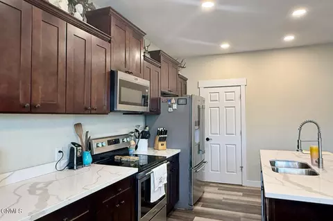 Kitchen - 3720 Rocky Wagon St, Williston, ND 58801 photo 8 of 8