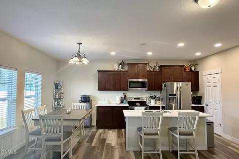 Kitchen - 3720 Rocky Wagon St, Williston, ND 58801 photo 2 of 8