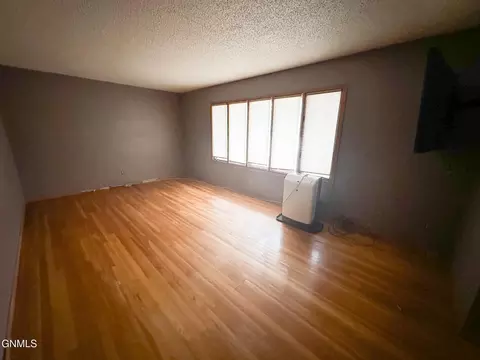 160 Jones Ave, Mchenry, ND 58464 photo 8