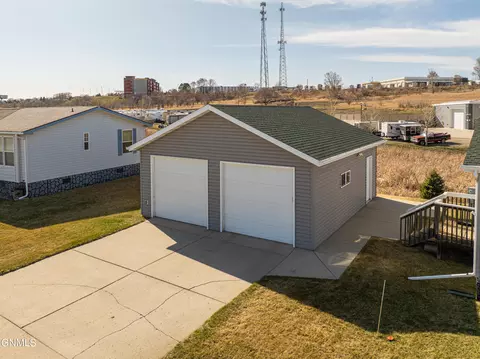 4012 N Valley Loop, Bismarck, ND 58503 photo 74