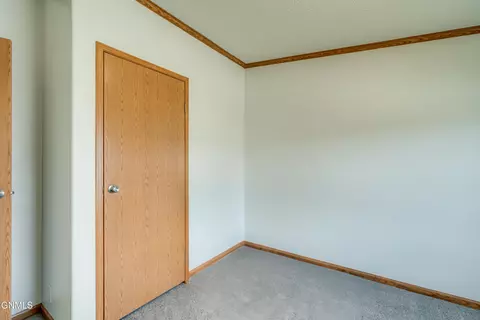 4012 N Valley Loop, Bismarck, ND 58503 photo 29