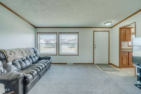 4012 N Valley Loop, Bismarck, ND 58503 photo 16