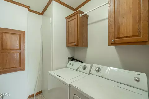 4012 N Valley Loop, Bismarck, ND 58503 photo 11