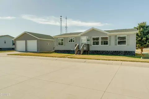 4012 N Valley Loop, Bismarck, ND 58503 photo 42