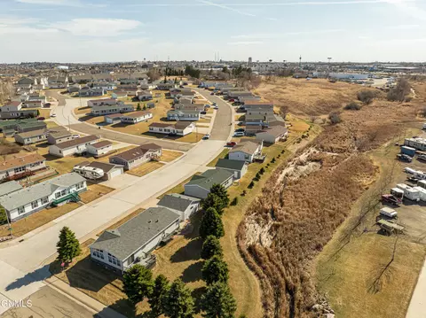 4012 N Valley Loop, Bismarck, ND 58503 photo 66