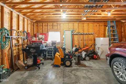 4012 N Valley Loop, Bismarck, ND 58503 photo 38