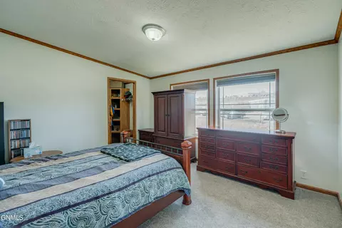 4012 N Valley Loop, Bismarck, ND 58503 photo 19