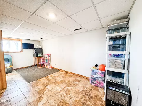 81 68th St E, Williston, ND 58801 photo 22