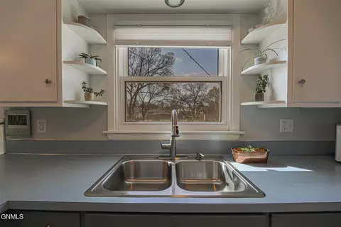 Kitchen - 1817 E Ave E, Bismarck, ND 58501 photo 2 of 5