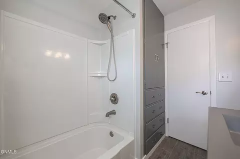 Bath - 1817 E Ave E, Bismarck, ND 58501 photo 4 of 8