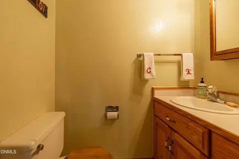 2127 Boulevard Ave E, Bismarck, ND 58501 photo 8