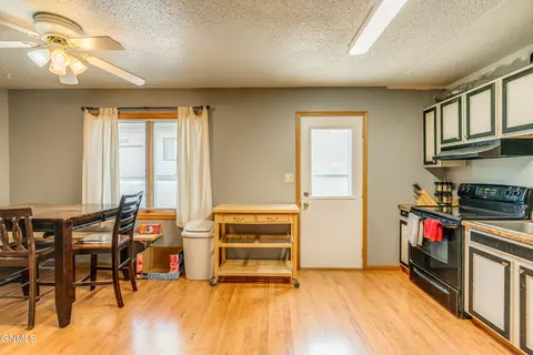 2127 Boulevard Ave E, Bismarck, ND 58501 photo 9