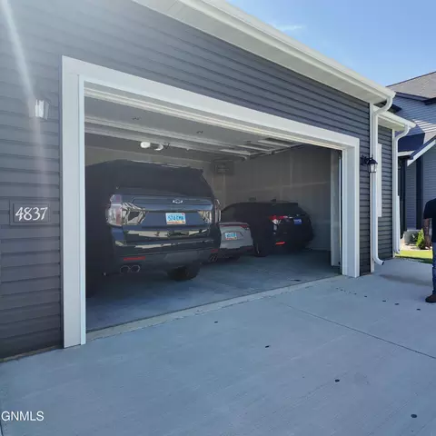 Exterior - 4837 Cornice Lp, Bismarck, ND 58503 photo 9 of 10