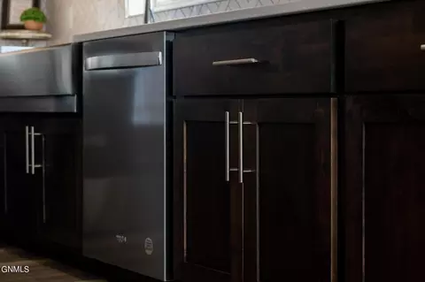 Kitchen - 4837 Cornice Lp, Bismarck, ND 58503 photo 4 of 5