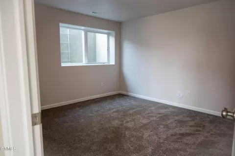 Bedroom - 4837 Cornice Lp, Bismarck, ND 58503 photo 9 of 10