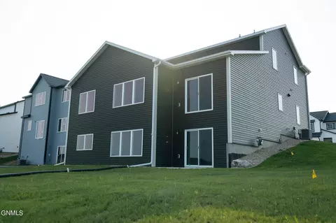 Exterior - 4837 Cornice Lp, Bismarck, ND 58503 photo 5 of 10