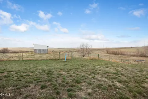 14320 50t Way, Williston, ND 58801 photo 25