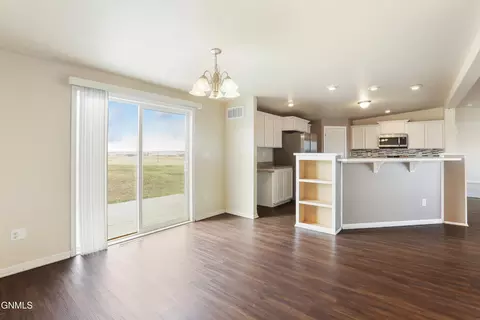 14320 50t Way, Williston, ND 58801 photo 4