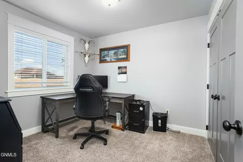 6815 University Ave N, Williston, ND 58801 photo 31