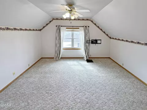 Bedroom - 1416 1st Ave E, Williston, ND 58801 photo 3 of 6
