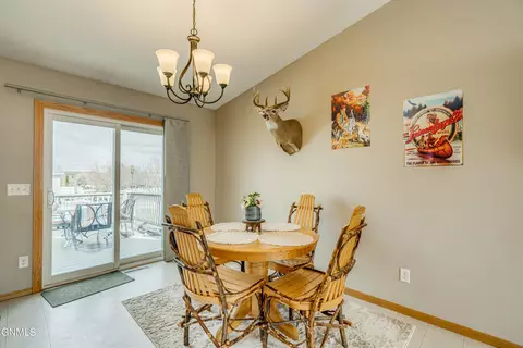 2000 Union Loop NW, Mandan, ND 58554 photo 12