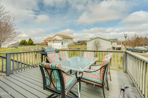 2000 Union Loop NW, Mandan, ND 58554 photo 14