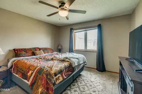 2000 Union Loop NW, Mandan, ND 58554 photo 23