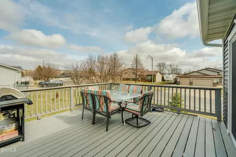 2000 Union Loop NW, Mandan, ND 58554 photo 13