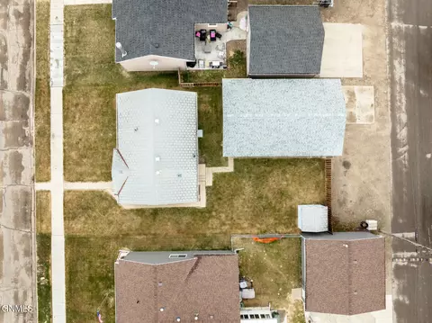708 13th Ave W, Williston, ND 58801 photo 10