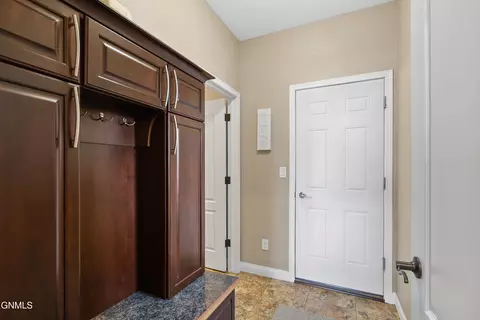 4112 Shorefront Pl SE, Mandan, ND 58554 photo 25
