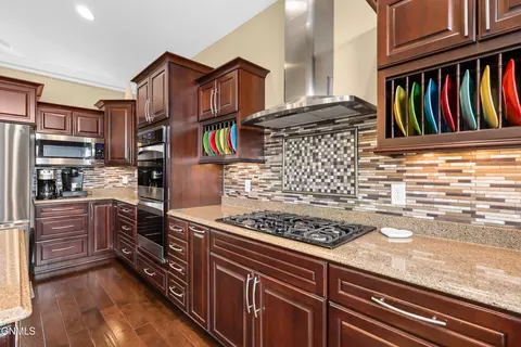 4112 Shorefront Pl SE, Mandan, ND 58554 photo 14