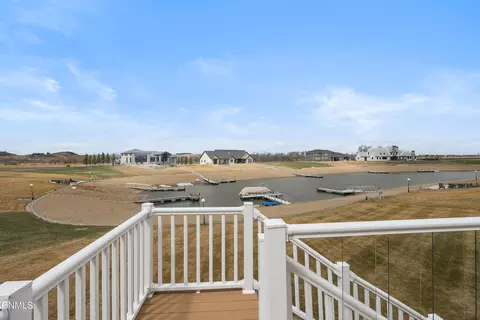 4112 Shorefront Pl SE, Mandan, ND 58554 photo 44