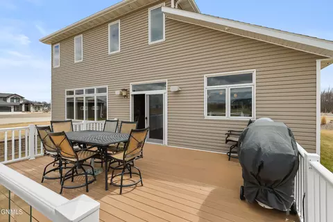 4112 Shorefront Pl SE, Mandan, ND 58554 photo 45