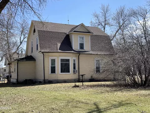 280 2nd Ave, Sutton, ND 58484 photo 2