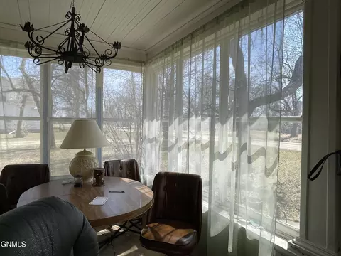 280 2nd Ave, Sutton, ND 58484 photo 25