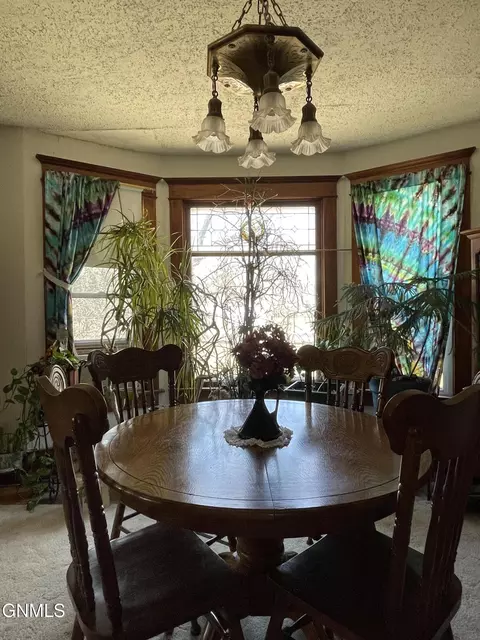 280 2nd Ave, Sutton, ND 58484 photo 4