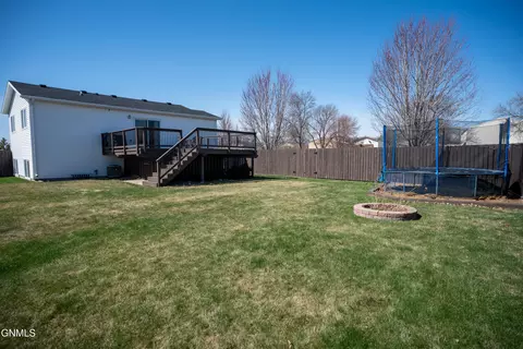 4608 40th Ave NW, Mandan, ND 58554 photo 44