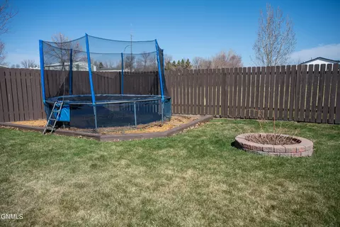 4608 40th Ave NW, Mandan, ND 58554 photo 41