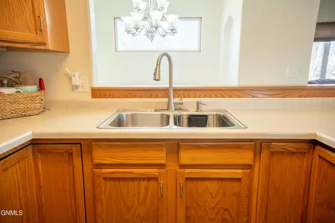 4608 40th Ave NW, Mandan, ND 58554 photo 16