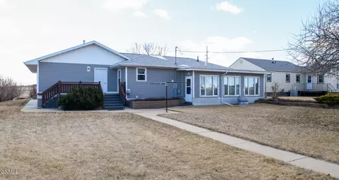 2081 38th St, Mandan, ND 58554 photo 29