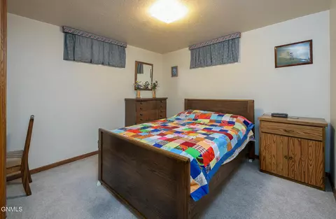 2081 38th St, Mandan, ND 58554 photo 22
