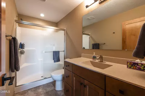 552 Nelson Dr, Bismarck, ND 58503 photo 20